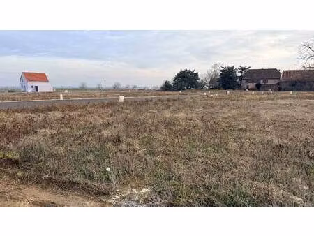 terrain constructible à vendre
