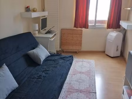 studio 1 pièce 20m2 place d'italie 75013