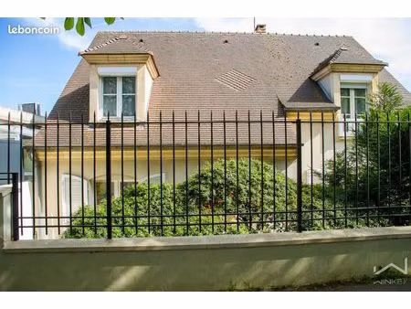 maison 6 pièces 130 m²