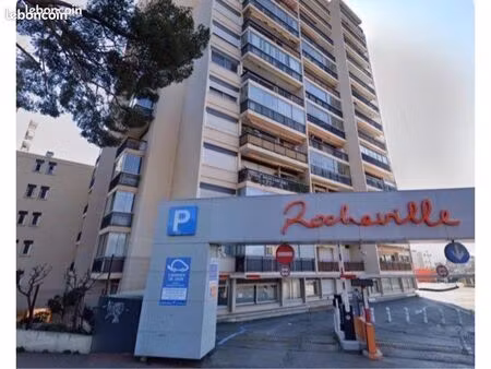 appartement  3pièces à vendre possibilité de faire un local professionnel