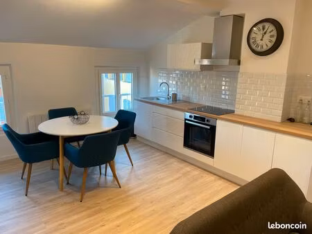 joli et confortable 2 pièces de 36m2 refait à neuf place aux aires