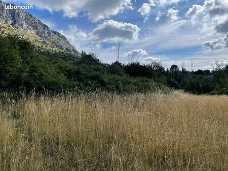 recherche terrain inconstructible