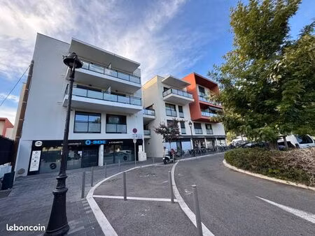 studio dernier étage nice saint isidore