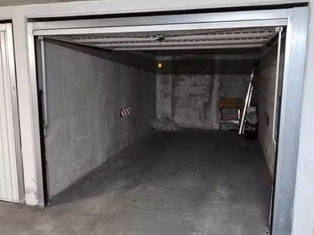 garage ferme de plein pied