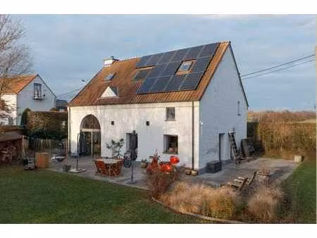 villa sur 11 are au cœur des champs