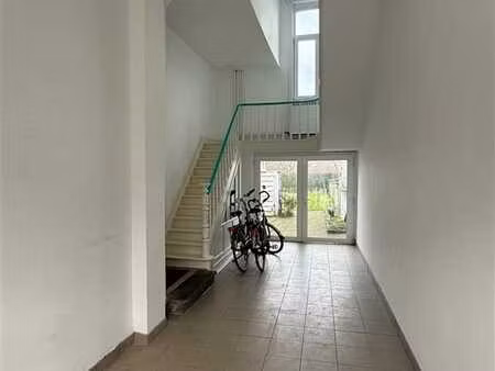appartement en duplex avec jardin dans un quartier calme à w