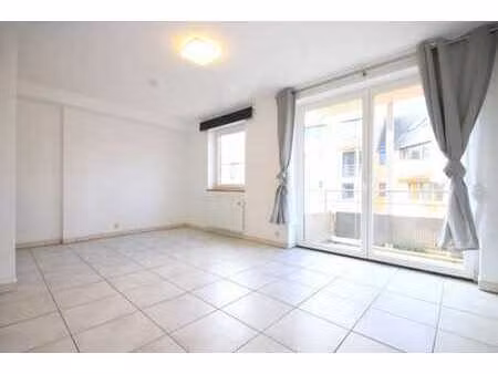 studio +-27m² - quartier des bruyères