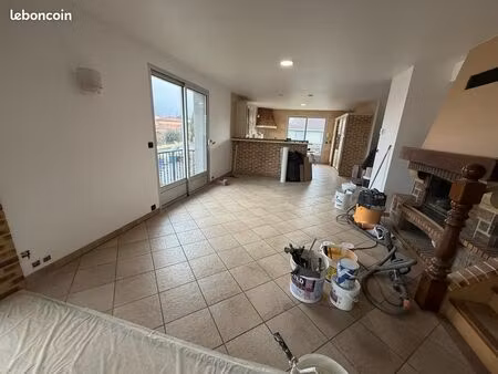 grande maison 135 m²  4 chambres  séjour salle à manger  grand garage  jardin clos  chauff