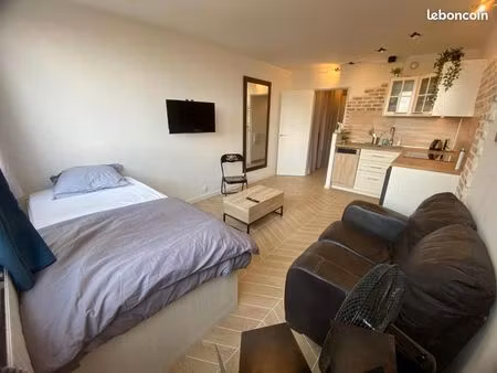 location appartement meublé - 25 m² paris 13ᵉ
