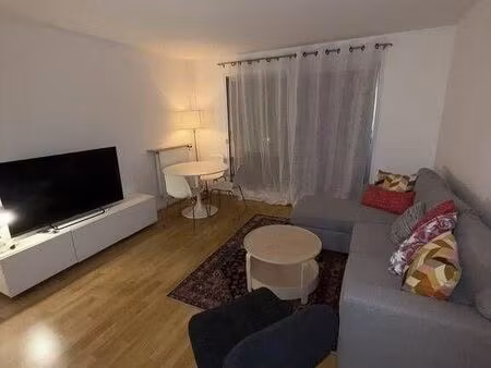 studio 1 pièce 35 m²