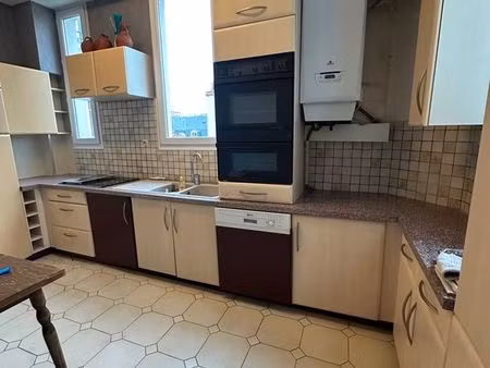 appartement 4 pièces 111 m²