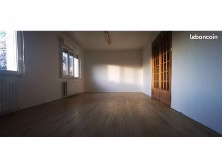 pavillon 3 pièces 80 m²