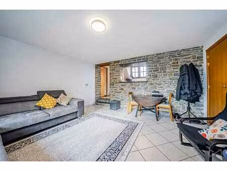 appartement une chambre avec places de parkings et cave
