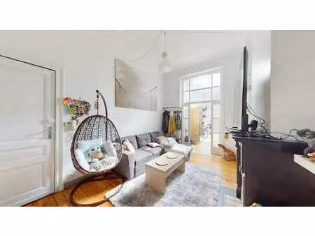 saint henri - immeuble 4 appartement +/- 252m2 avec jardin