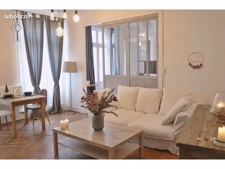 appartement 1 pièce 49 m²