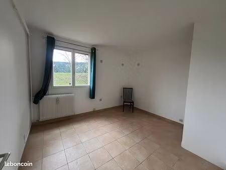 studio 1 pièce 20 m²