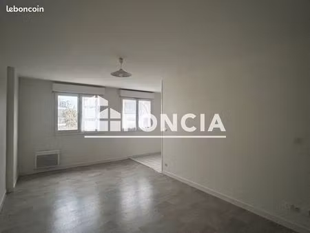 studio 1 pièce 31 m²