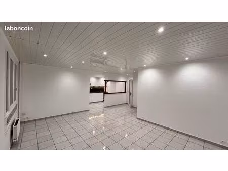 f2 refait a neuf de 56.78 m² a 2 minutes du rer b à villeparisis