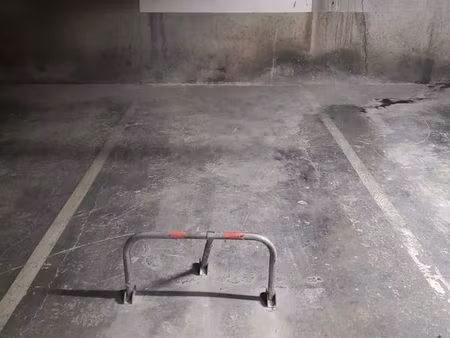 place de parking a vendre