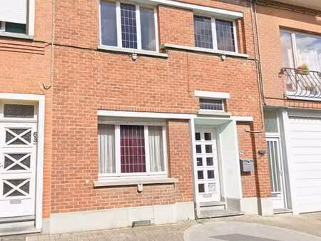 bonne maison - 2 chambres