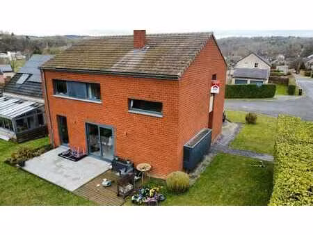 maison 4 façades – 4 chambres – hamoir