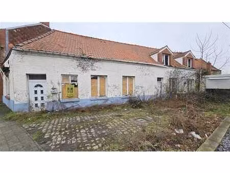 sous option - plus de visite - maison à restaurer + jardin