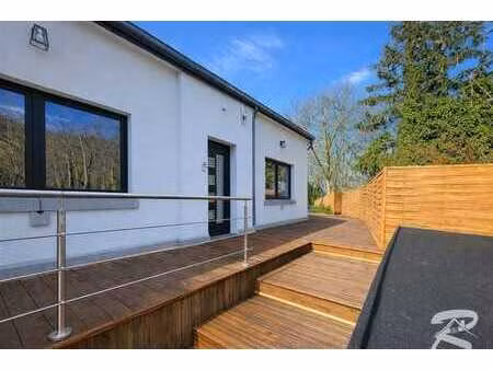 bungalow 2ch + studio 1ch. avec terrasses & jardins (maison