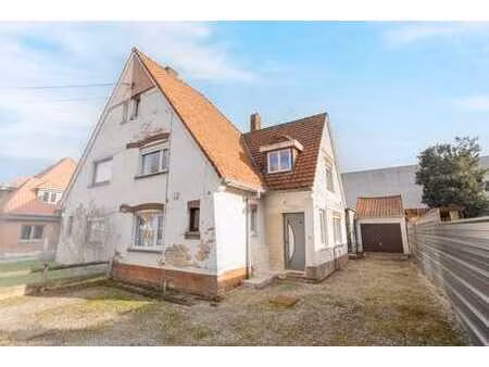 3 façades avec 3 chambres  garage top secteur !