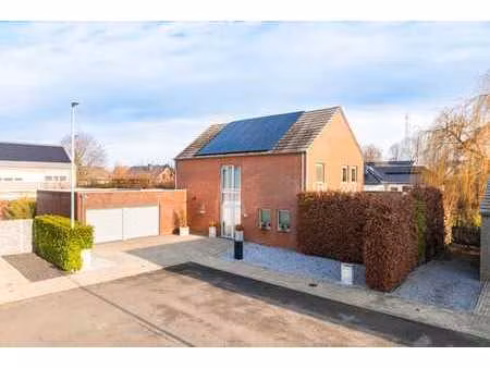 superbe villa 3 à 5ch avec jardin à richelle