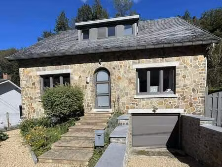 maison 4 façades à vendre à lustin