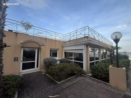 bureaux 143 m² nice