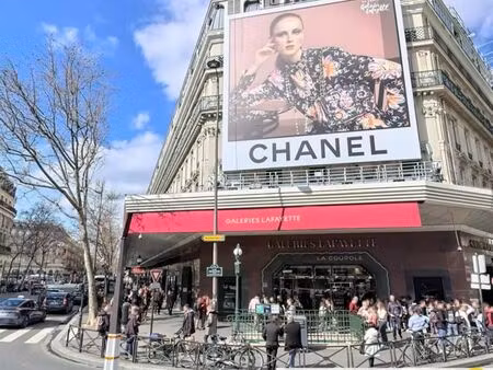 local commercial 130 m²