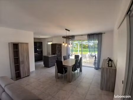 maison récente de plain pied - 75 m²