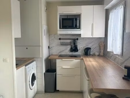 charmant f2 meublé à bondy - proche rer e et tramway