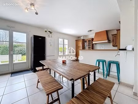 appartement 1 pièce 10 m²