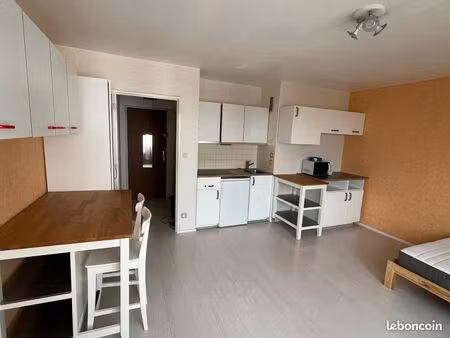 studio meublé - résidence sécurisée