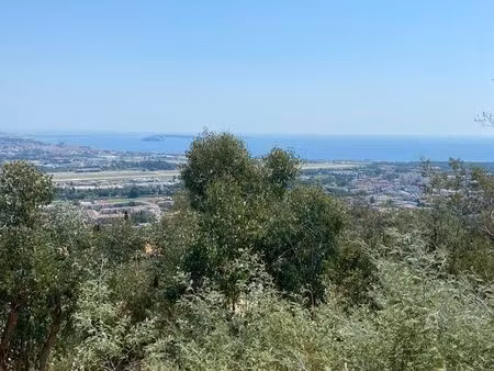 magnifique terrain vue mer