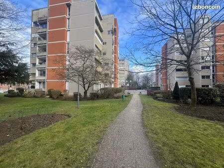 duplex 5 pièces 107 m²