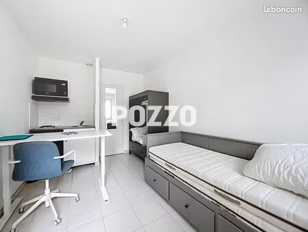 studio 1 pièce 13 m²