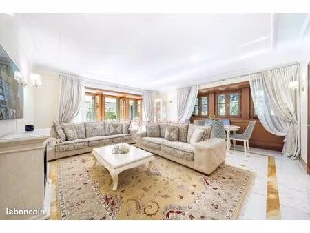 appartement 3 pièces 112 m²