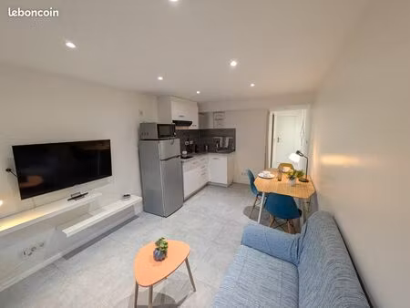 rare à cannes – 2p rénové avec jardin  parking et calme absolu