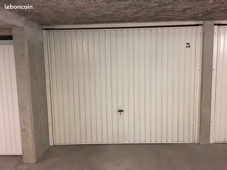 garage à louer