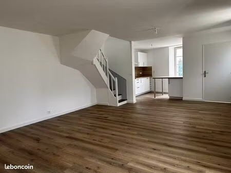 maison 3 pièces 82 m²