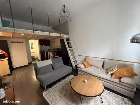 studio 1 pièce 27 m²