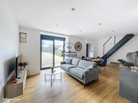 maison 4 pièces 85 m²