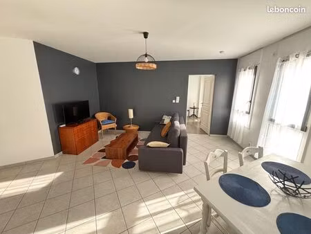 t2 meublé 53 m² - 720 euros hors charges– toutes aides