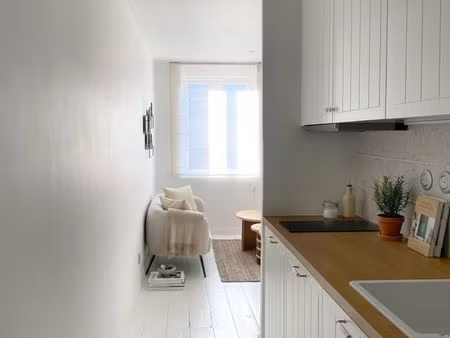 f2 meublé à louer – reims centre – entièrement rénové