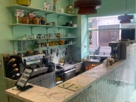 coffee shop / crêperie