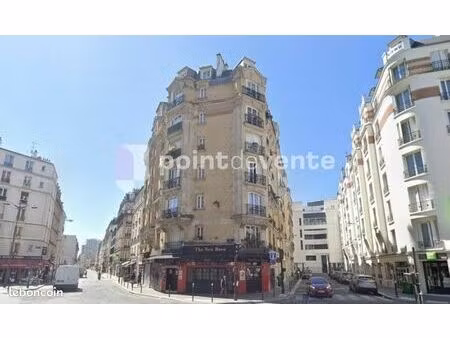 local commercial 235 m²