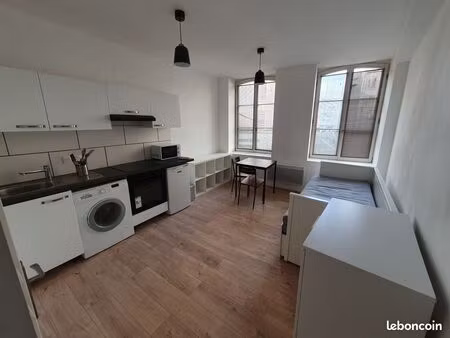 studio récent meublé_hypercentre-gare